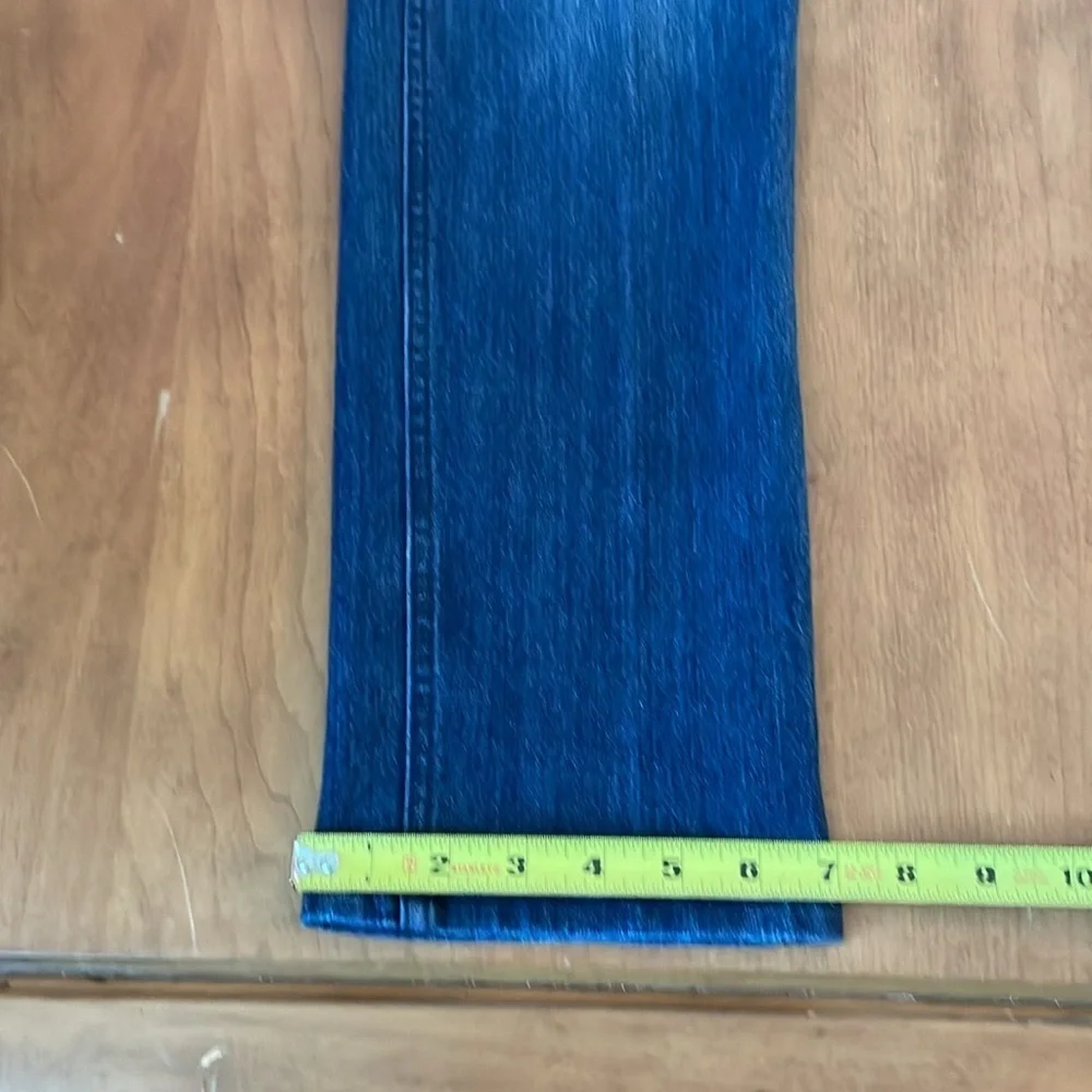 Democracy liberty skinny